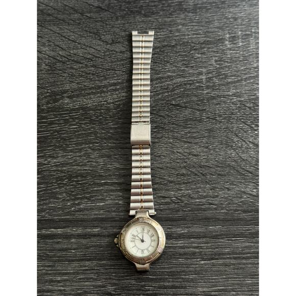 VTG Silver Tone Water Resistant Stainless Steel Watch FOR PARTS UNTESTED - Picture 8 of 8